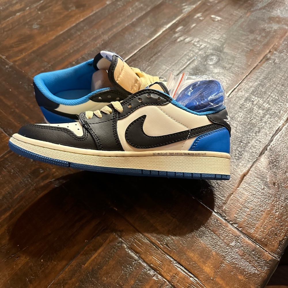 New Without Box - image 4